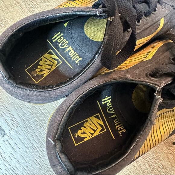 Vans Old Skool x Harry Potter Golden Snitch Sneakers 3 - Picture 3 of 6